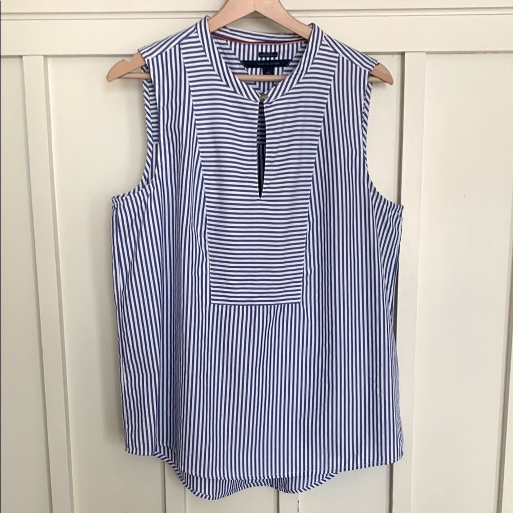 NWOT Tommy Hilfiger Blue and White Stripe Key Hole sleeveless blouse